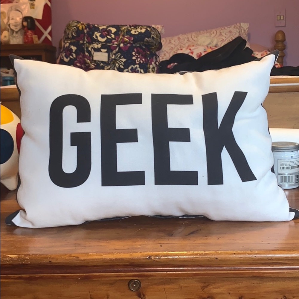 Throw pillow